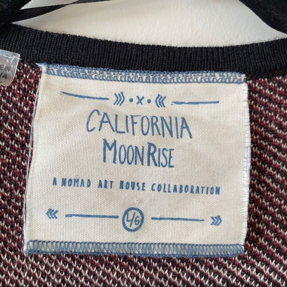 California Moon Rise Waterfall Aztec Cardigan - Picture 8 of 8